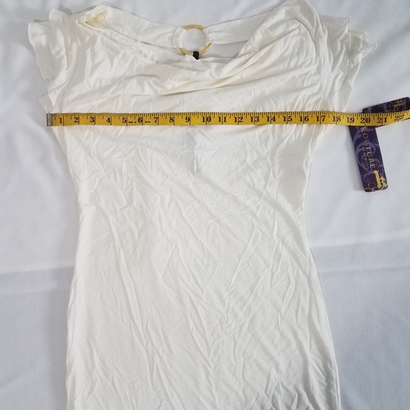 Beautiful woman's stretchy top - Picture 6 of 10